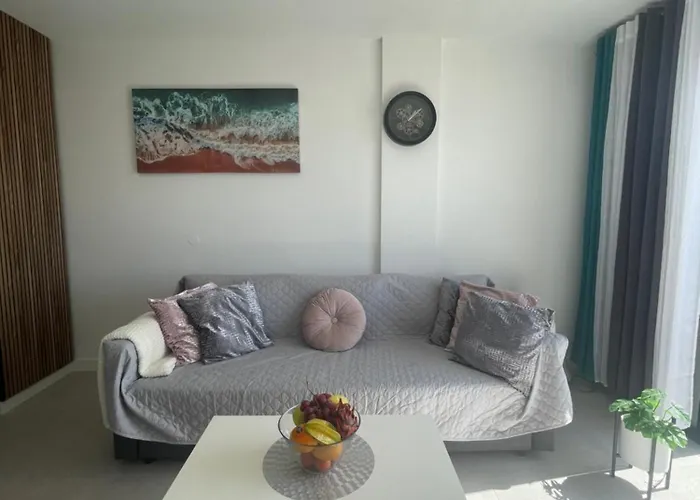 Royal View - Playa De Americas Апартаменти *