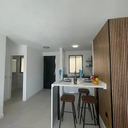 Royal View - Playa De Americas 公寓